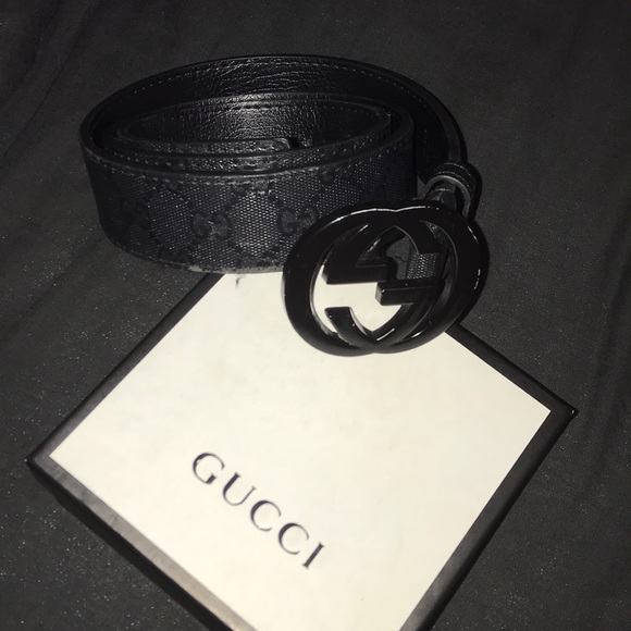 Black Gucci belt - Picture 3 of 3